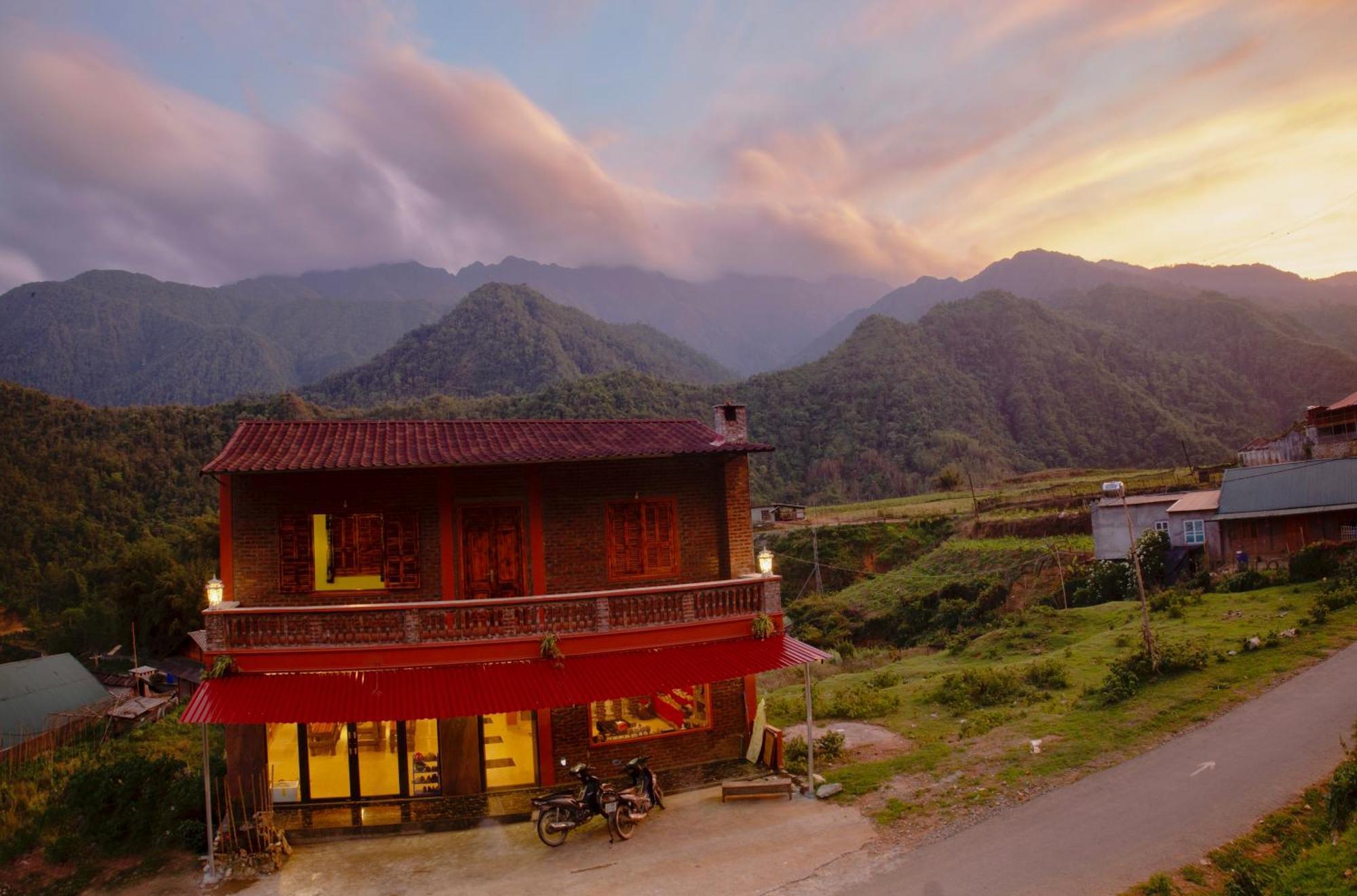 Stone Paradise Homestay Sa Pa Esterno foto