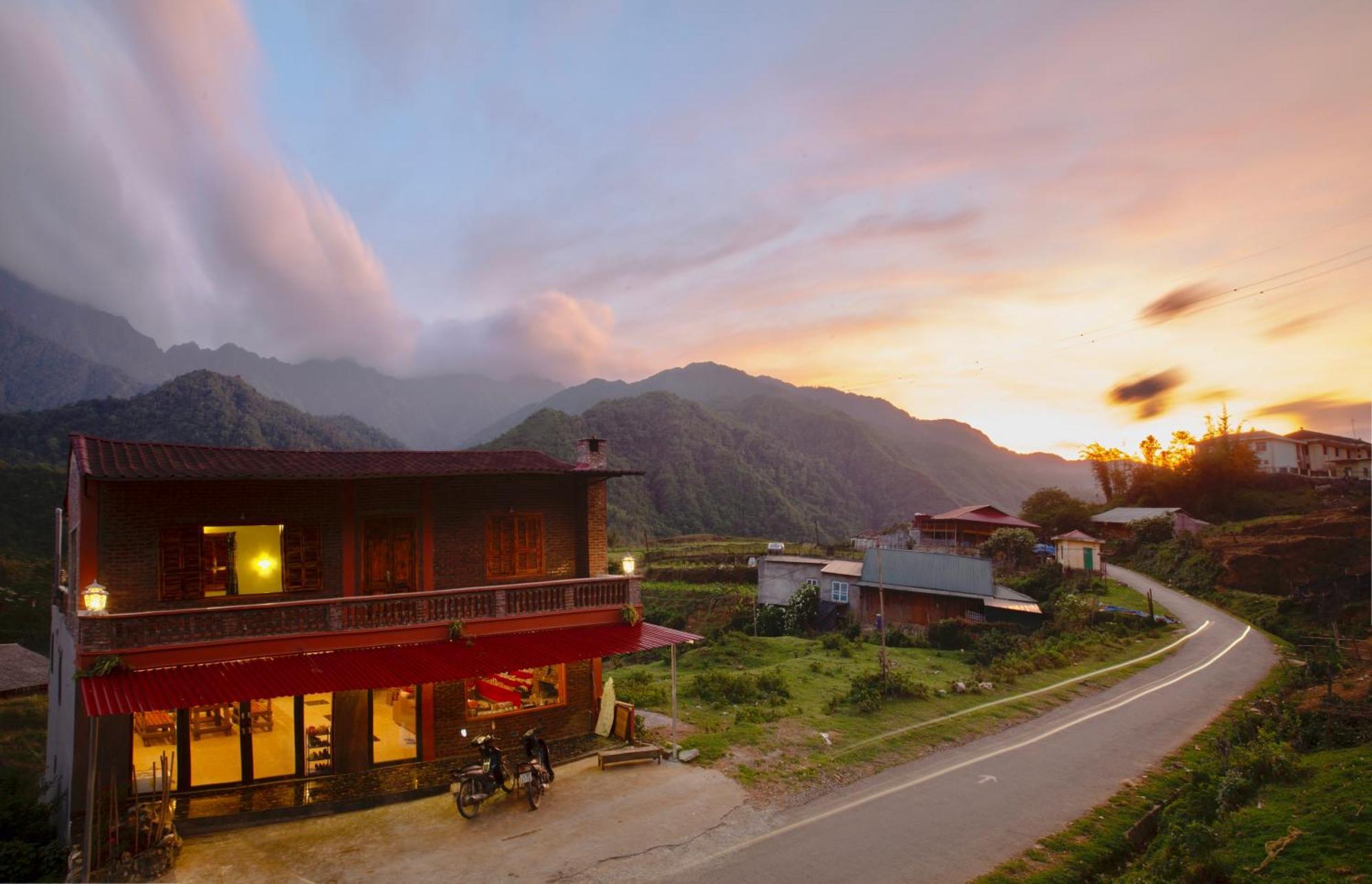 Stone Paradise Homestay Sa Pa Esterno foto